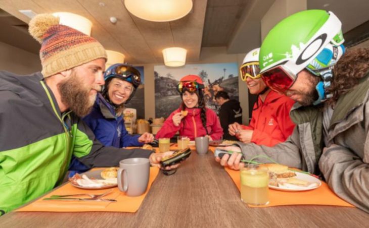 Montivas Lodge, Livigno, Dining Table